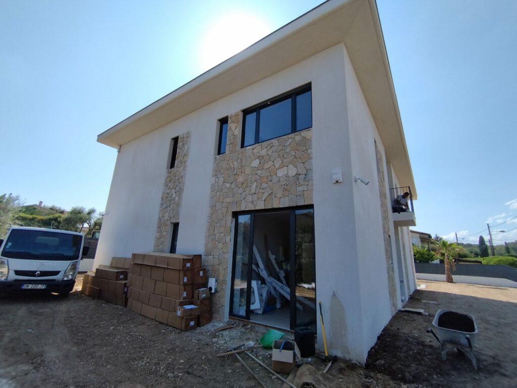 Construction villa haut de gamme Antibes - Teocarol Construction